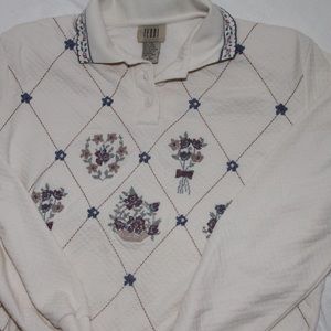 Long Sleeve Sweatshirt with Collar